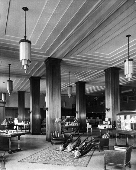 1920s-Tower-story-lobby